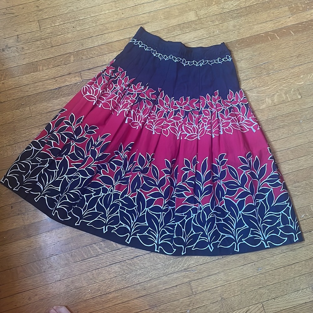 FAB 1950’s Pink and Dark Blue Vintage Cotton Leaf Print Pleated Skirt